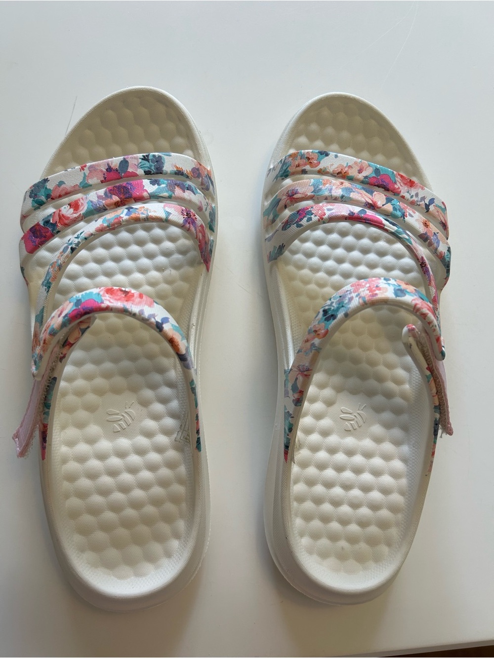 Girls Floral-Print White Slide Sandals with Cushioned Footbed